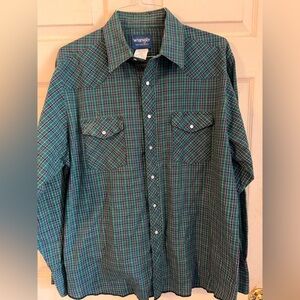 Wrangler Green and Navy Plaid Western Shirt